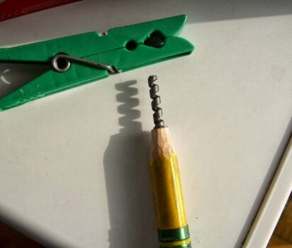 ハンガリー発 鉛筆芯から生まれる超絶技巧の彫刻