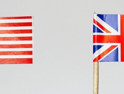 「Trainer」と「Pants」米英で異なる単語の意味