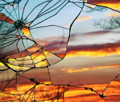 写真家Bing Wrightが描く鏡の芸術